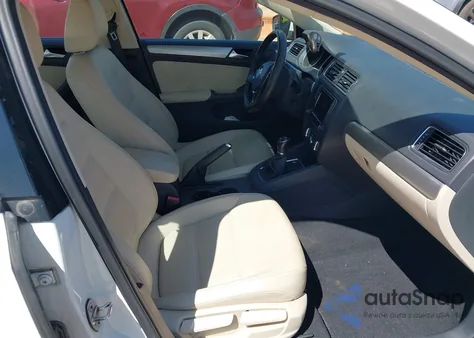 2017 Volkswagen Jetta 1.4T Se from USA, damaged, VIN 3VWB67AJ7HM209619